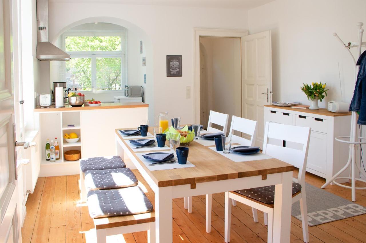 Hufelandstern Bis 7 Personen - Mit E-ladesaeule! Apartment Bad Wildungen