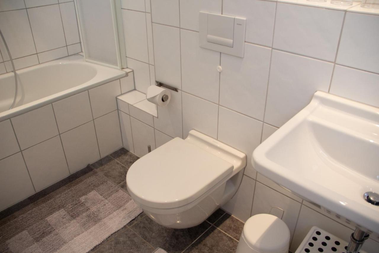 Hufelandstern Bis 7 Personen - Mit E-ladesaeule! Apartment Bad Wildungen
